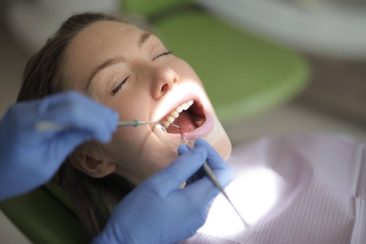 Borowanie zęba – co to?