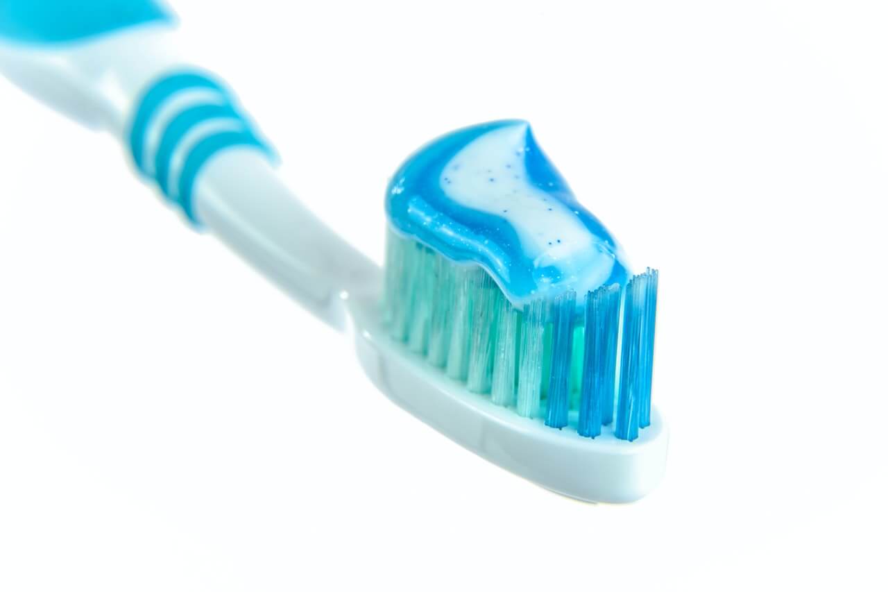 Jak dokładnie myć zęby?